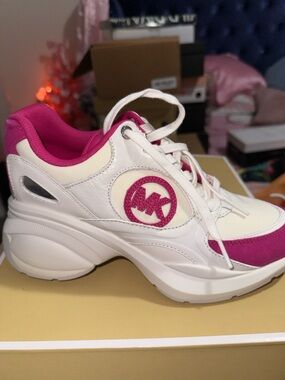 Michael Kors White and Fuchsia Platform Lace-Up Sneaker